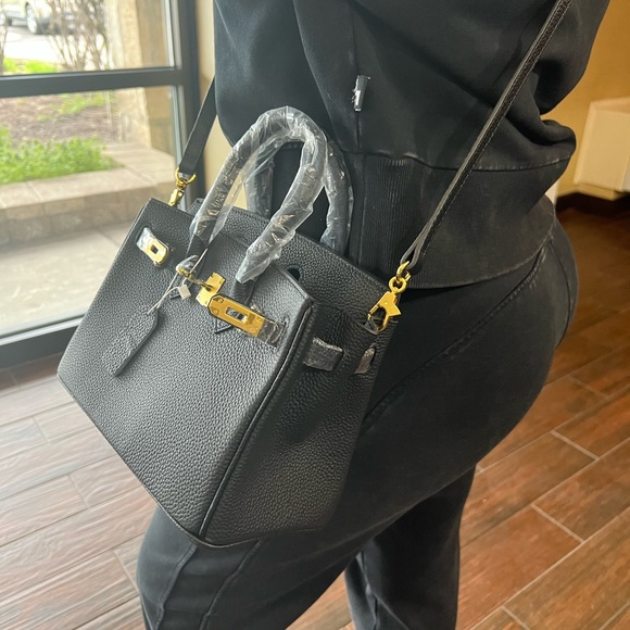 $SOLD$ (Togo Leather) Black Genuine Leather  Handbag 25cm with gold hardware. - Picture 5 of 6